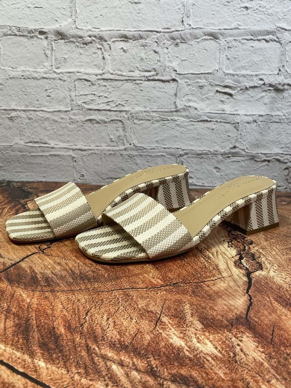 Marc Fisher Olysa Slide Sandal Size 8M Beige White Stripe Heeled